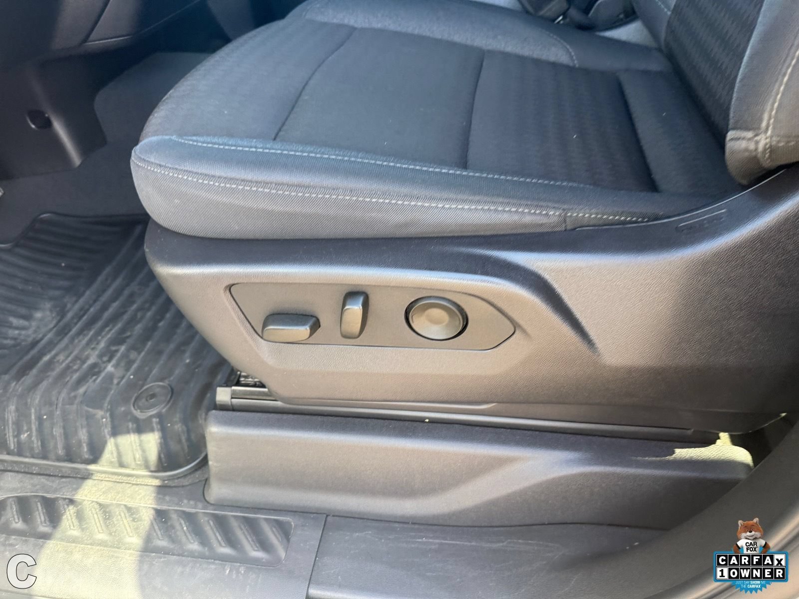2024 Chevrolet Silverado 1500 Custom - Photo 23