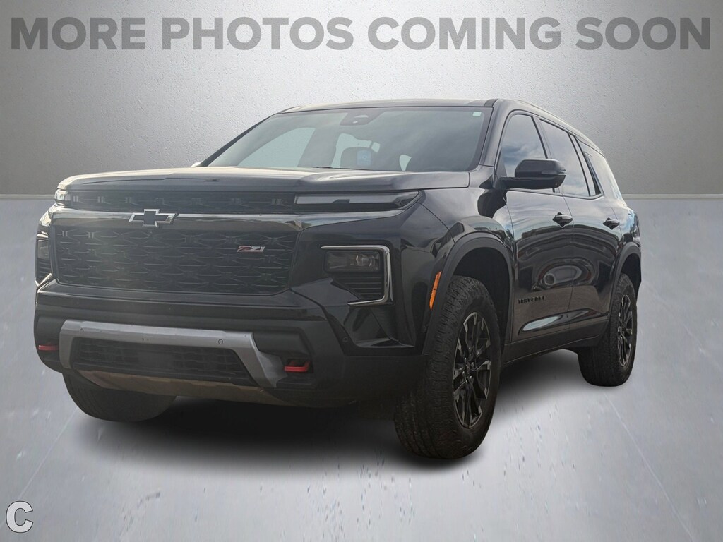 Used 2024 Chevrolet Traverse Z71 SUV