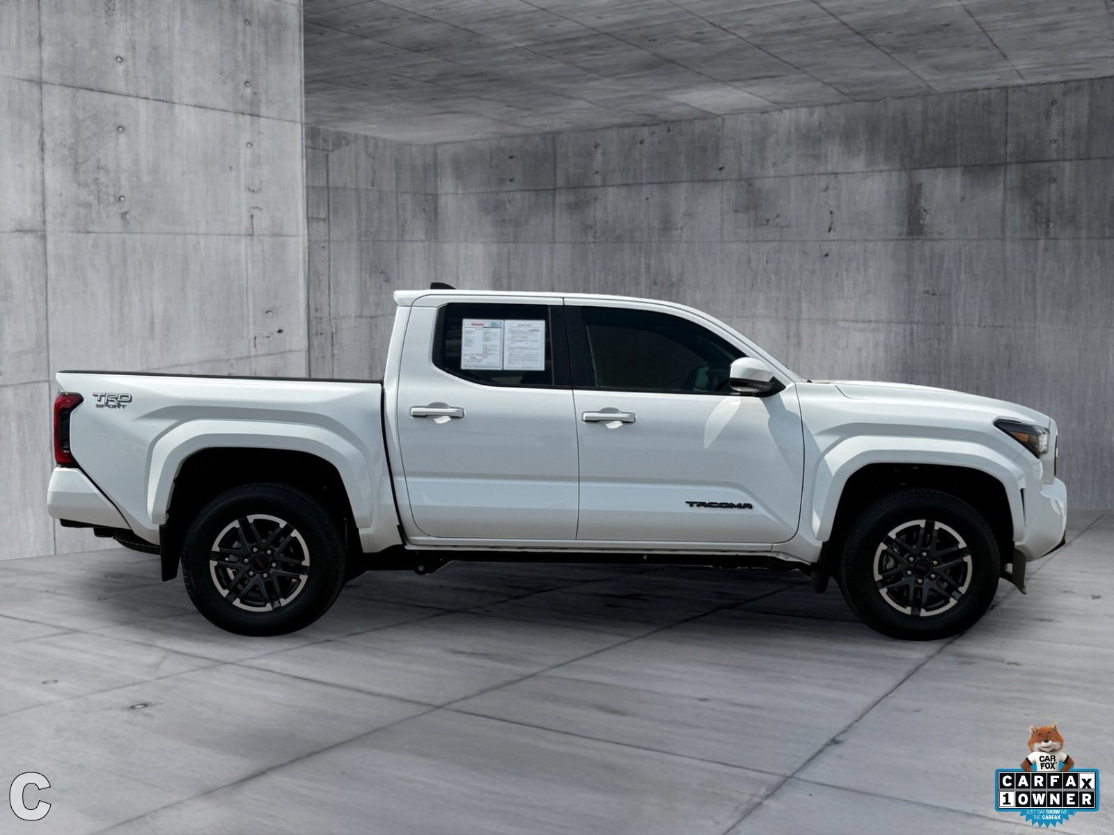 2024 Toyota Tacoma TRD Sport - Photo 8