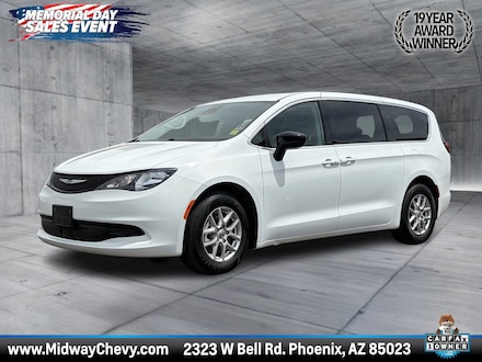 2024 Chrysler Voyager LX Van Passenger Van