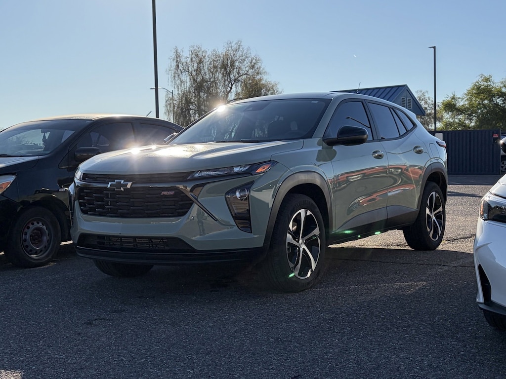 Used 2024 Chevrolet Trax 1RS SUV