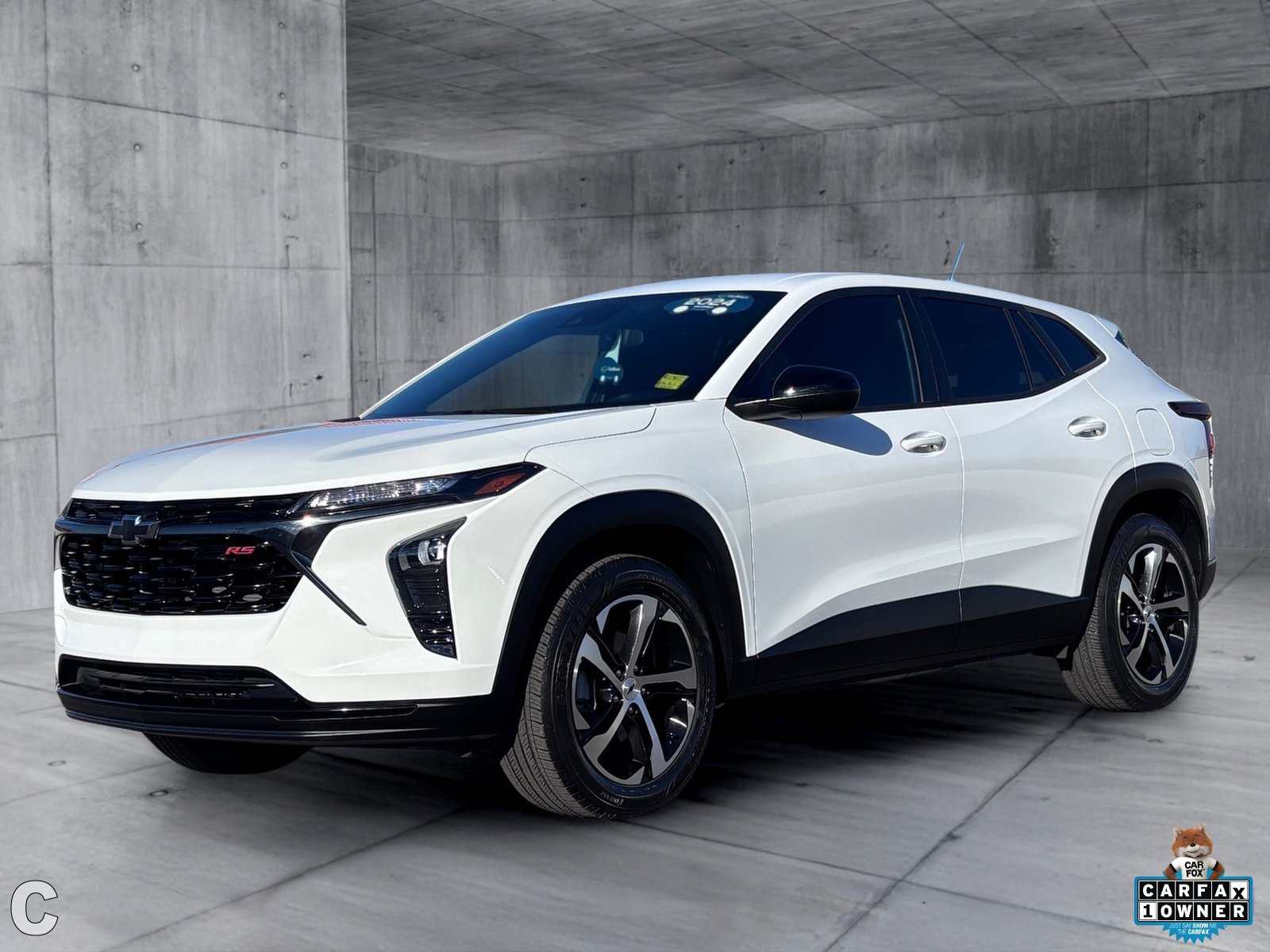 2024 Chevrolet Trax RS - Photo 2