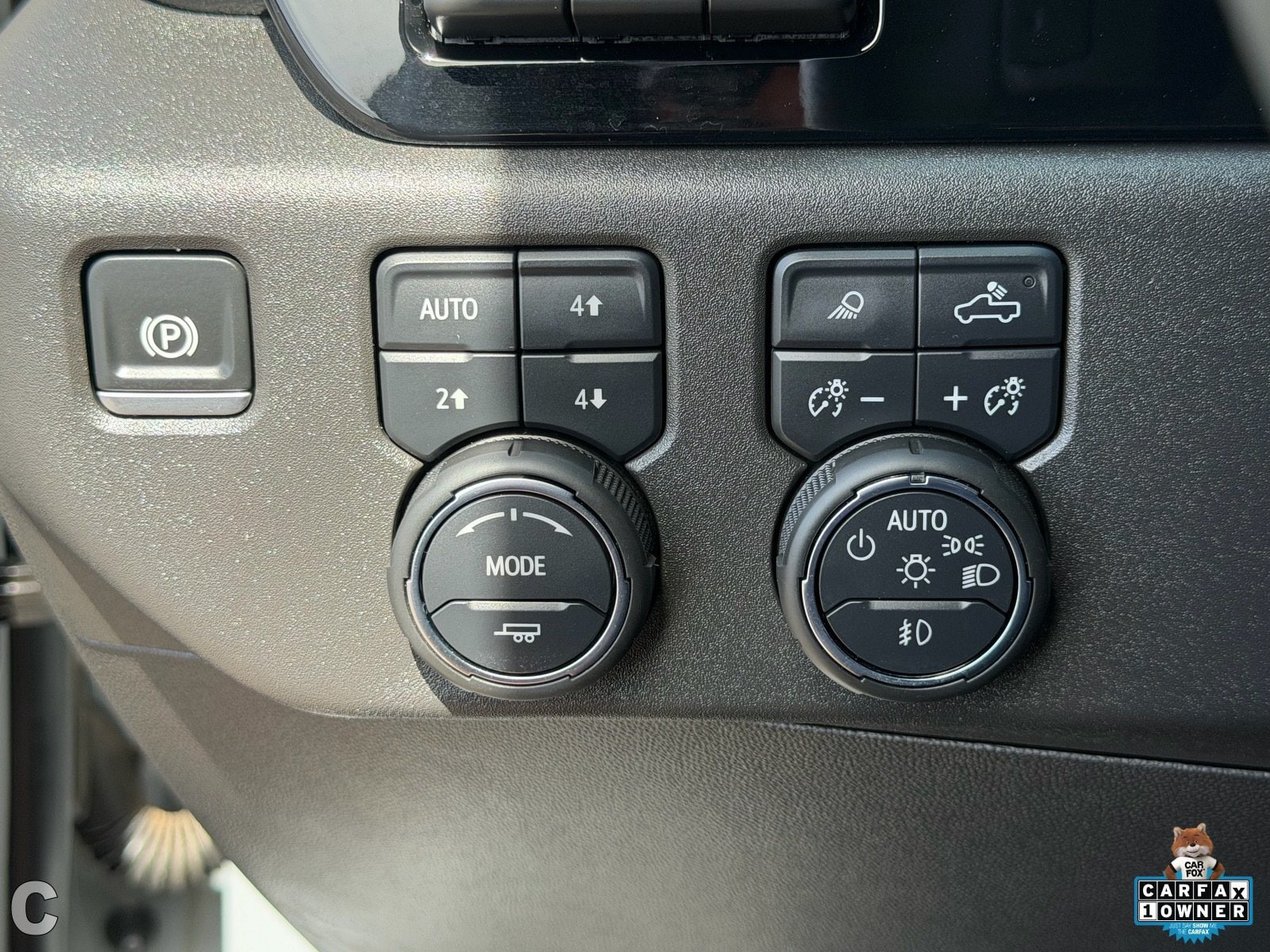 2025 Chevrolet Silverado 1500 ZR2 - Photo 38