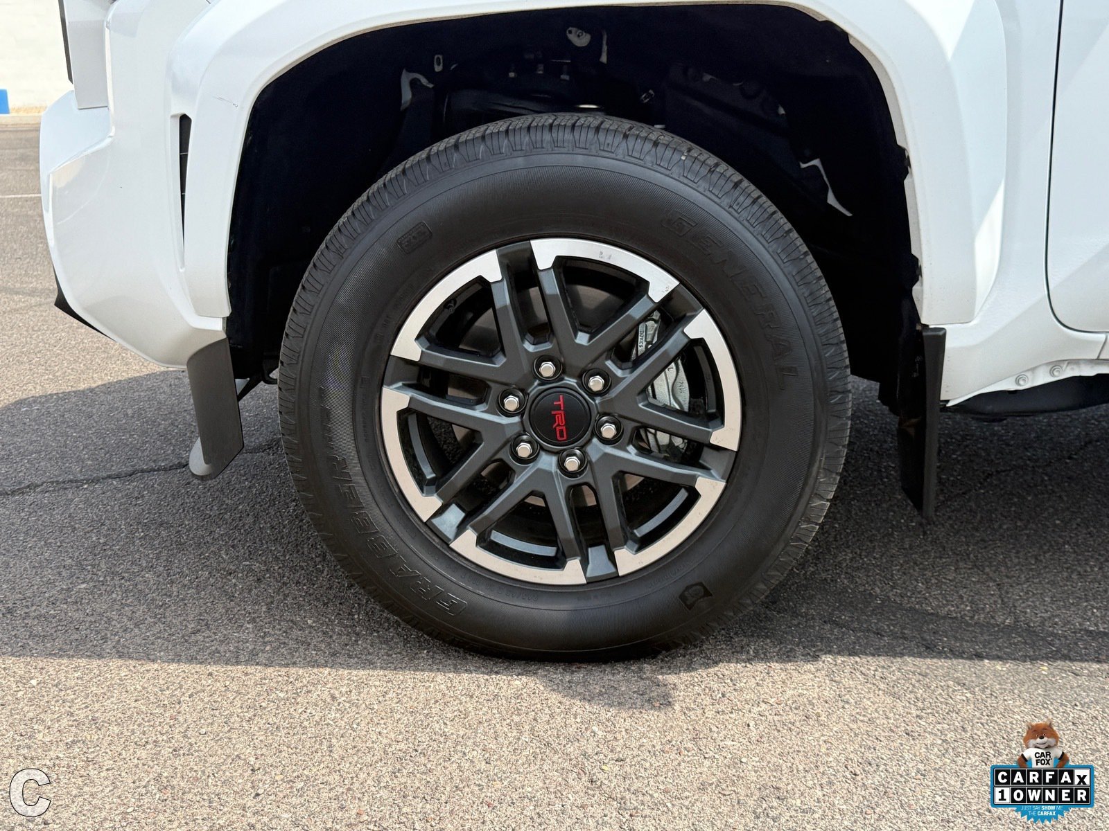 2024 Toyota Tacoma TRD Sport - Photo 10