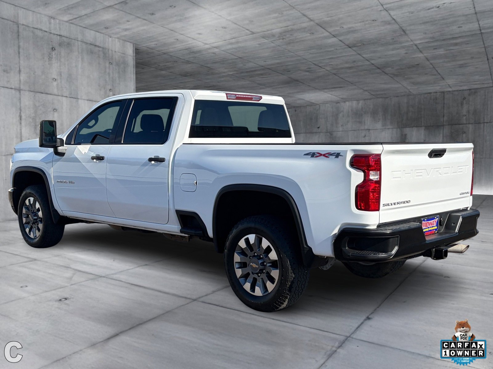 2024 Chevrolet Silverado 2500HD Custom photo 4