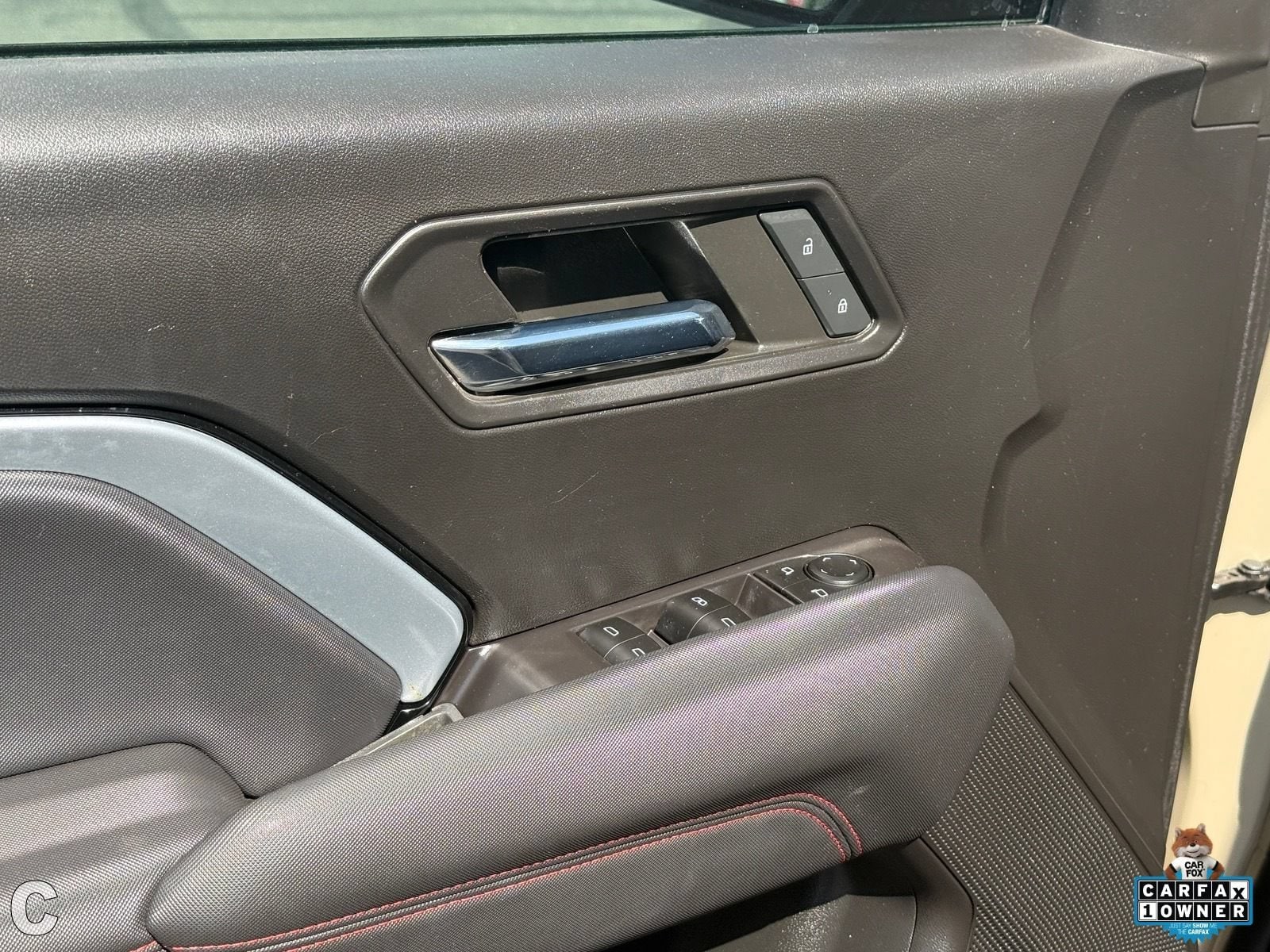 2023 Chevrolet Colorado Z71 - Photo 17