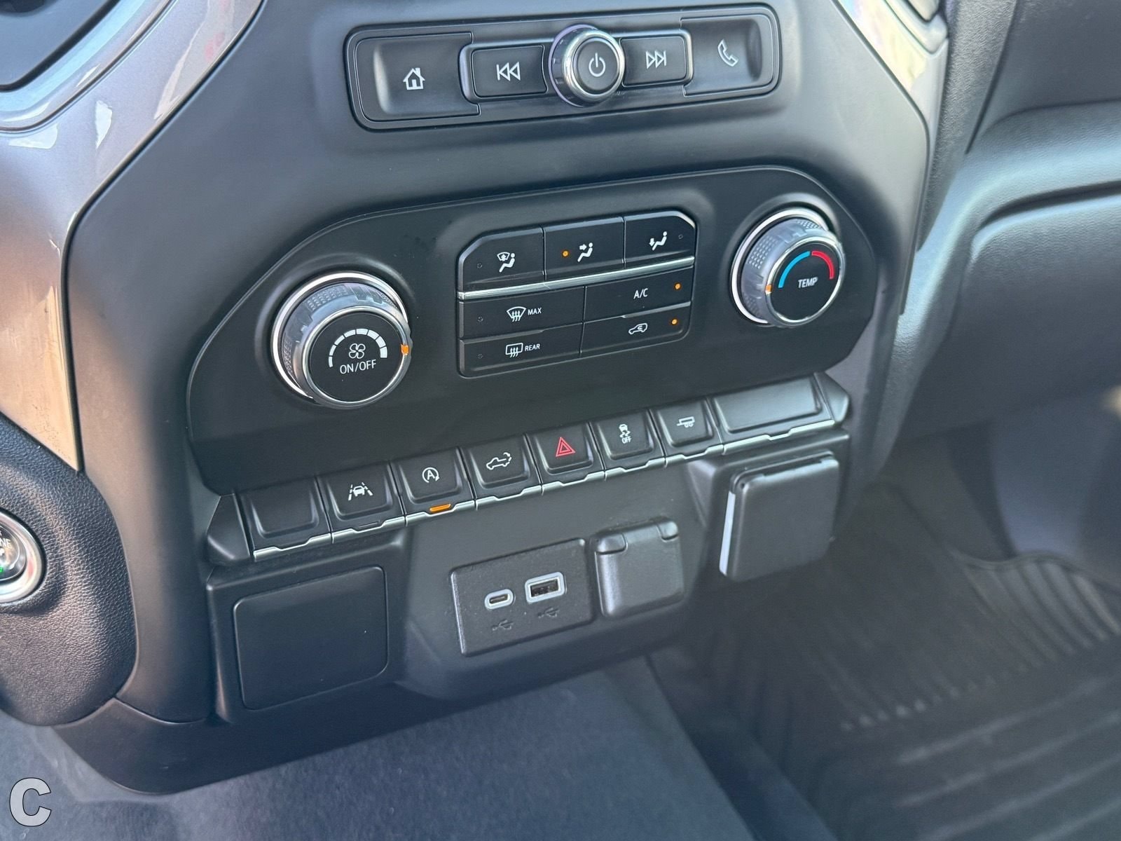 2023 Chevrolet Silverado 1500 Custom - Photo 19