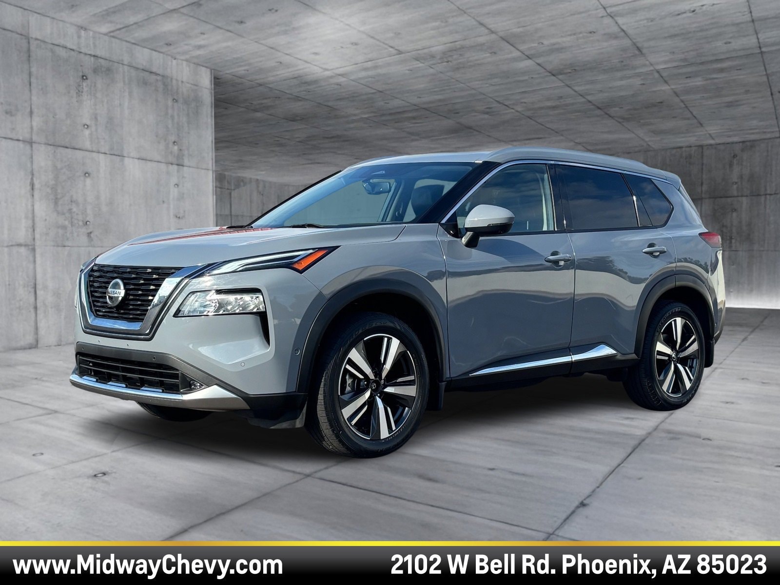 2021 Nissan Rogue Platinum's photo