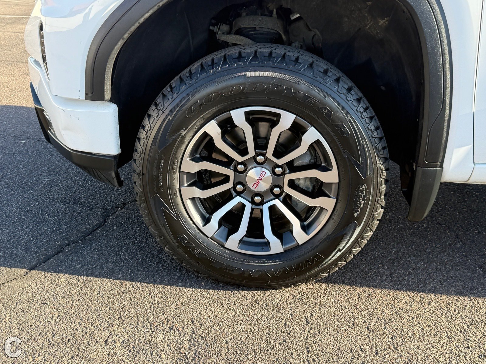 2023 GMC Sierra 1500 AT4 - Photo 10