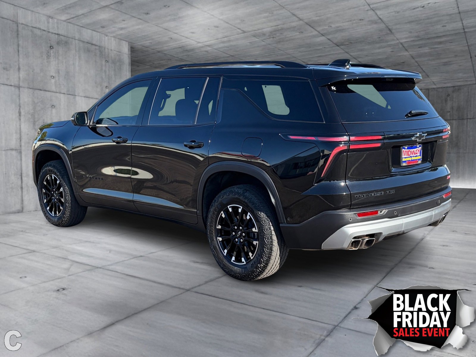 2024 Chevrolet Traverse Z71 photo 3