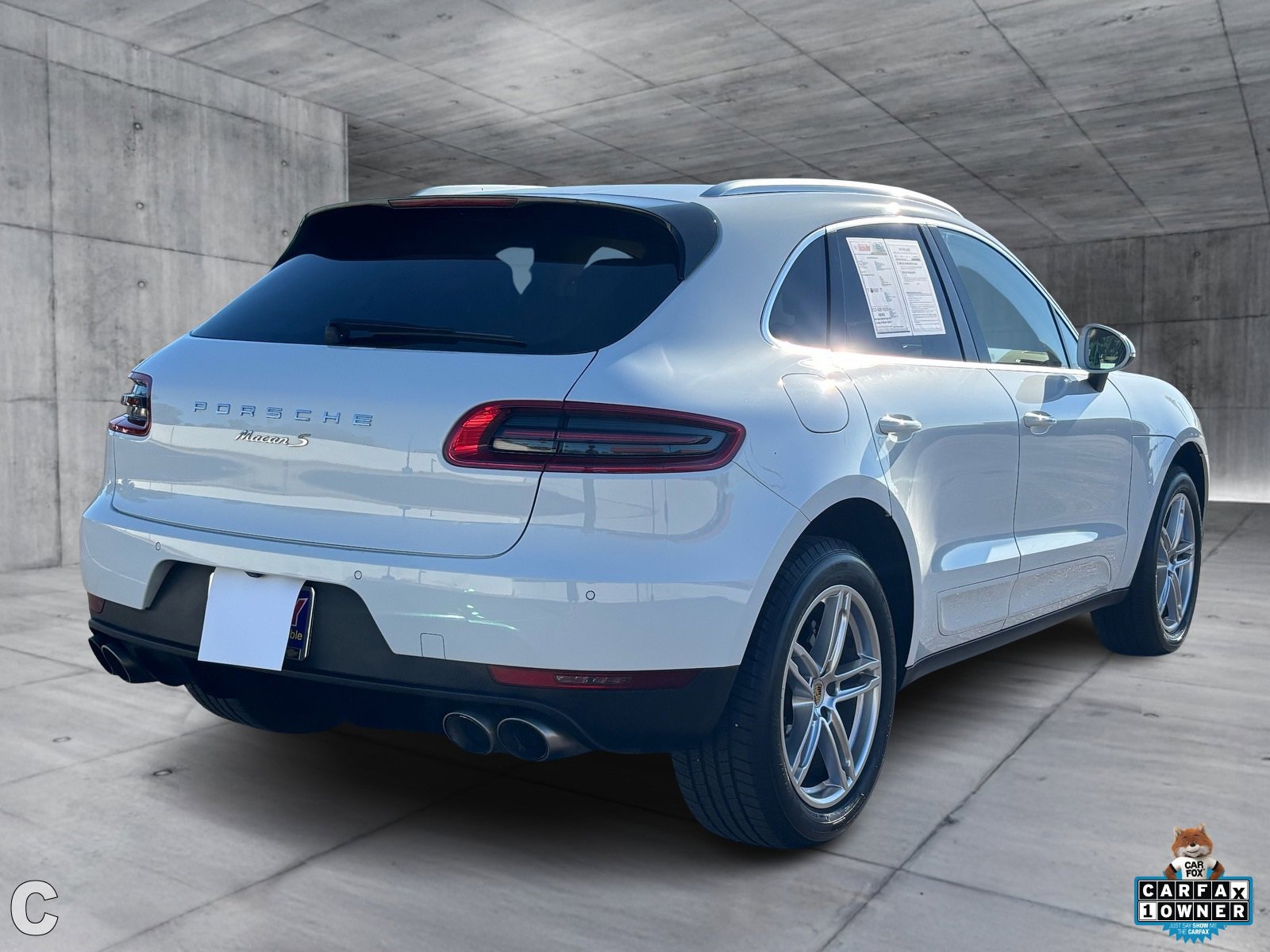 Image of 2015 Porsche Macan S SUV