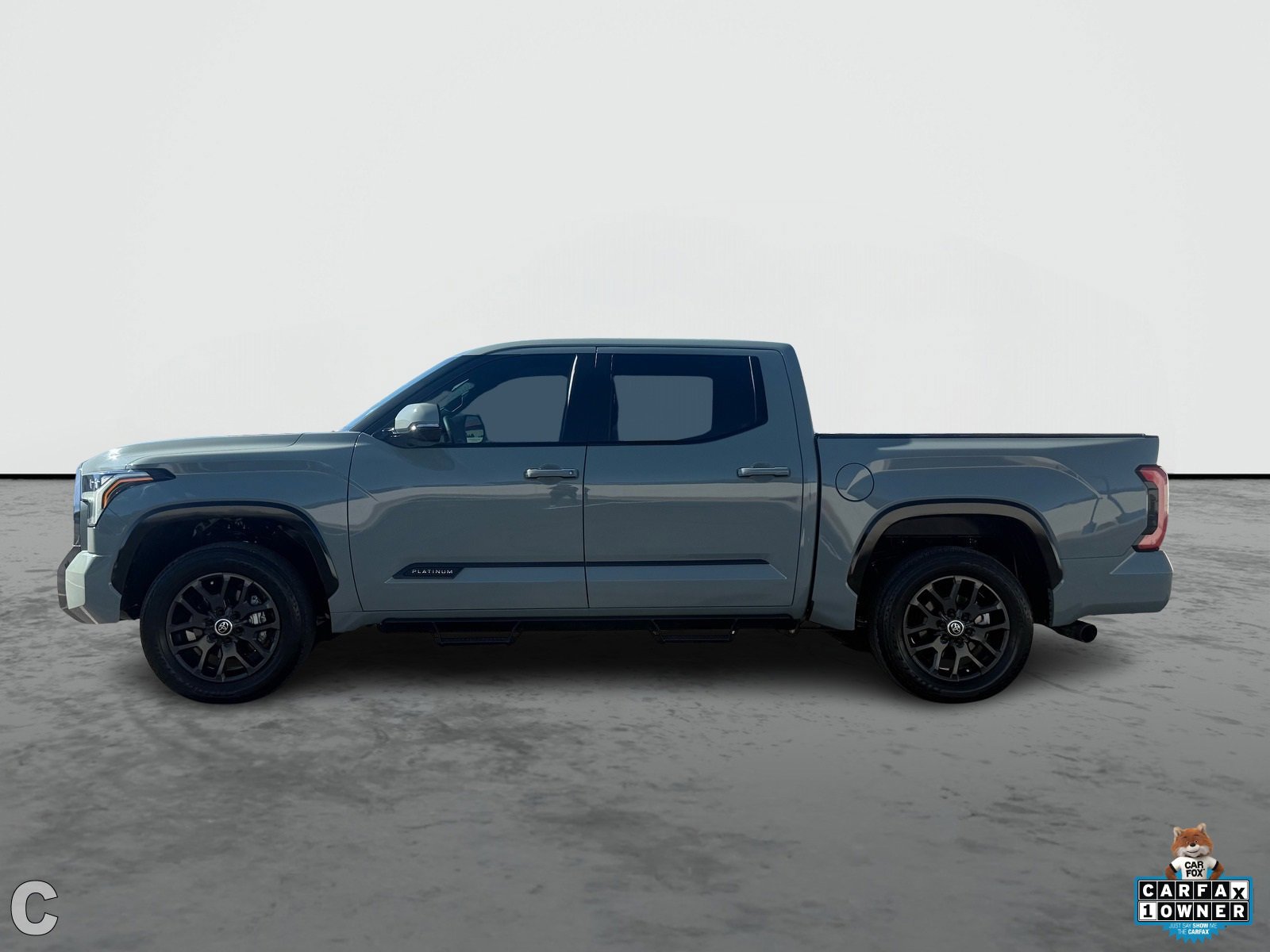 2024 Toyota Tundra Platinum photo 2