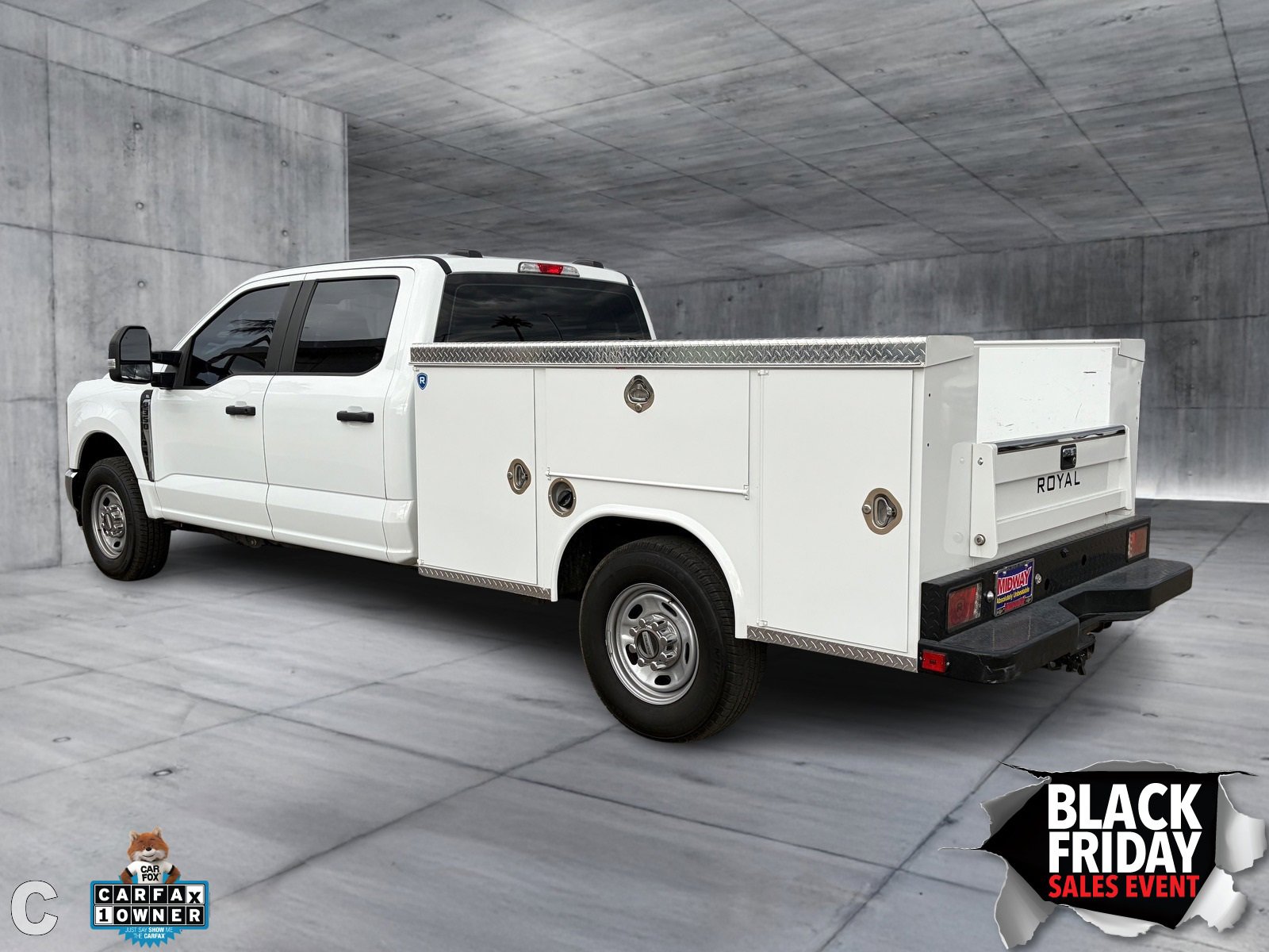 2023 Ford F-350 XL photo 3
