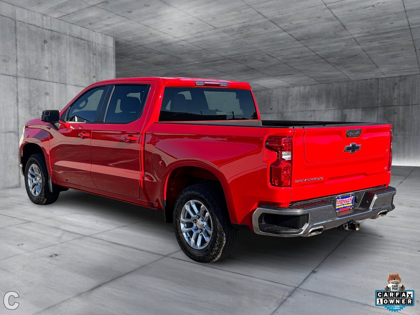 2024 Chevrolet Silverado 1500 LT photo 4