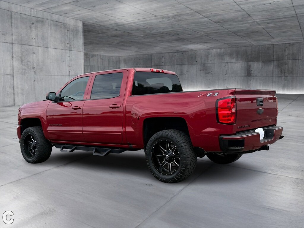 Used 2018 Chevrolet Silverado 1500 LT Truck Crew Cab
