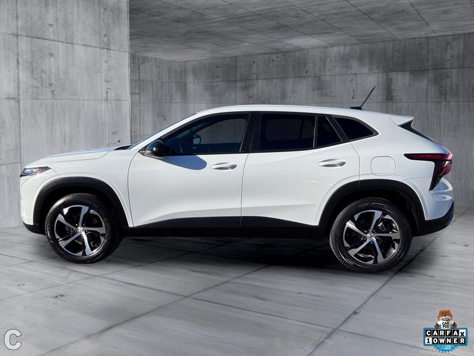 2024 Chevrolet Trax RS - Photo 3