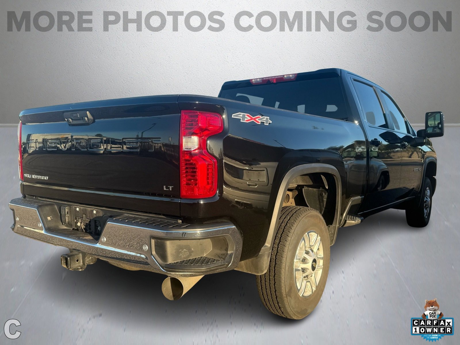 2025 Chevrolet Silverado 2500HD LT photo 3