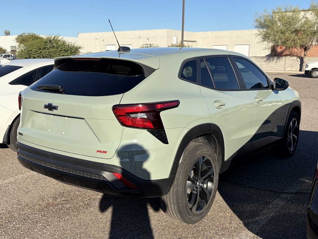 Used 2024 Chevrolet Trax 1RS SUV