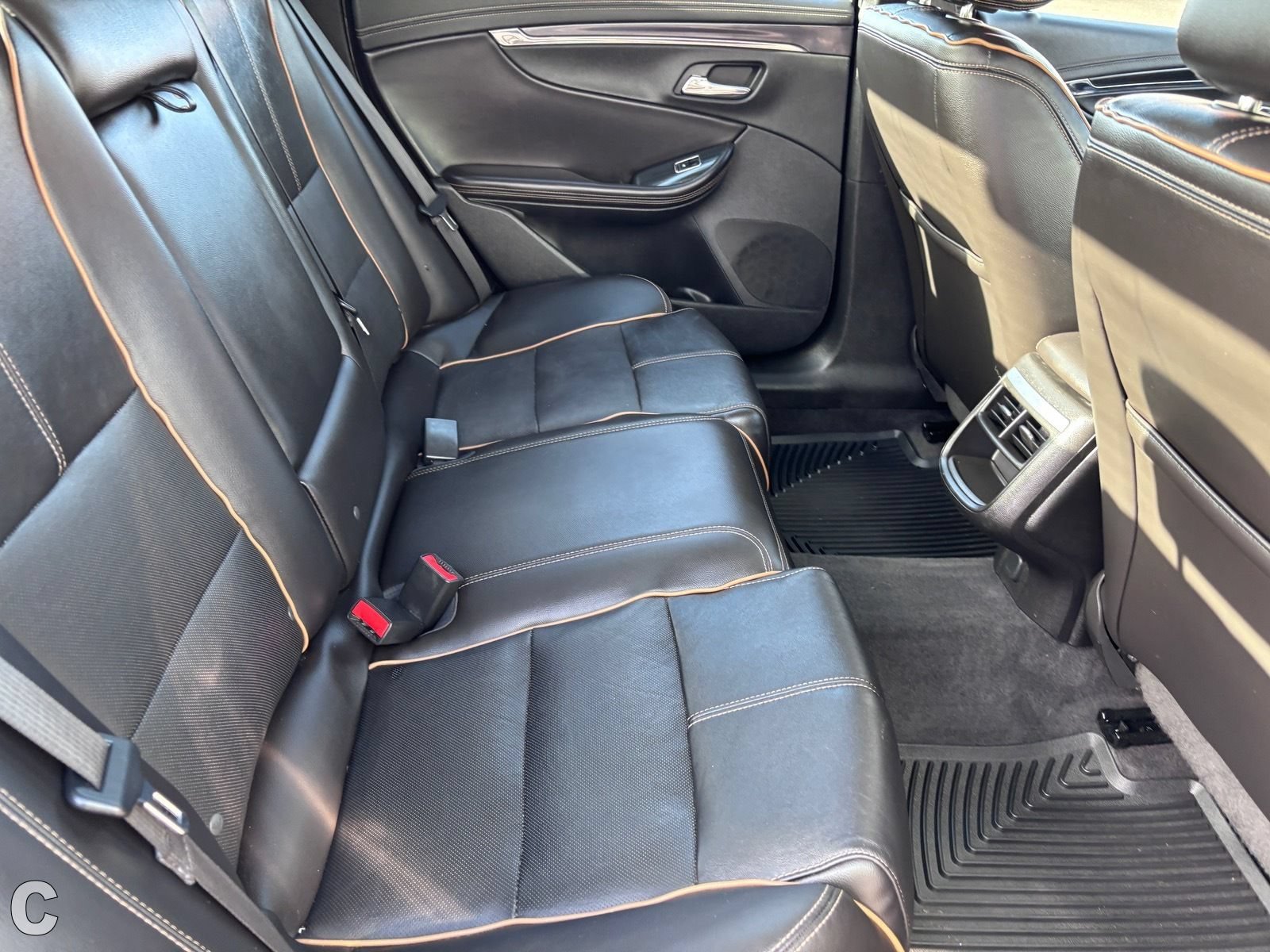 2016 Chevrolet Impala 2LZ - Photo 13