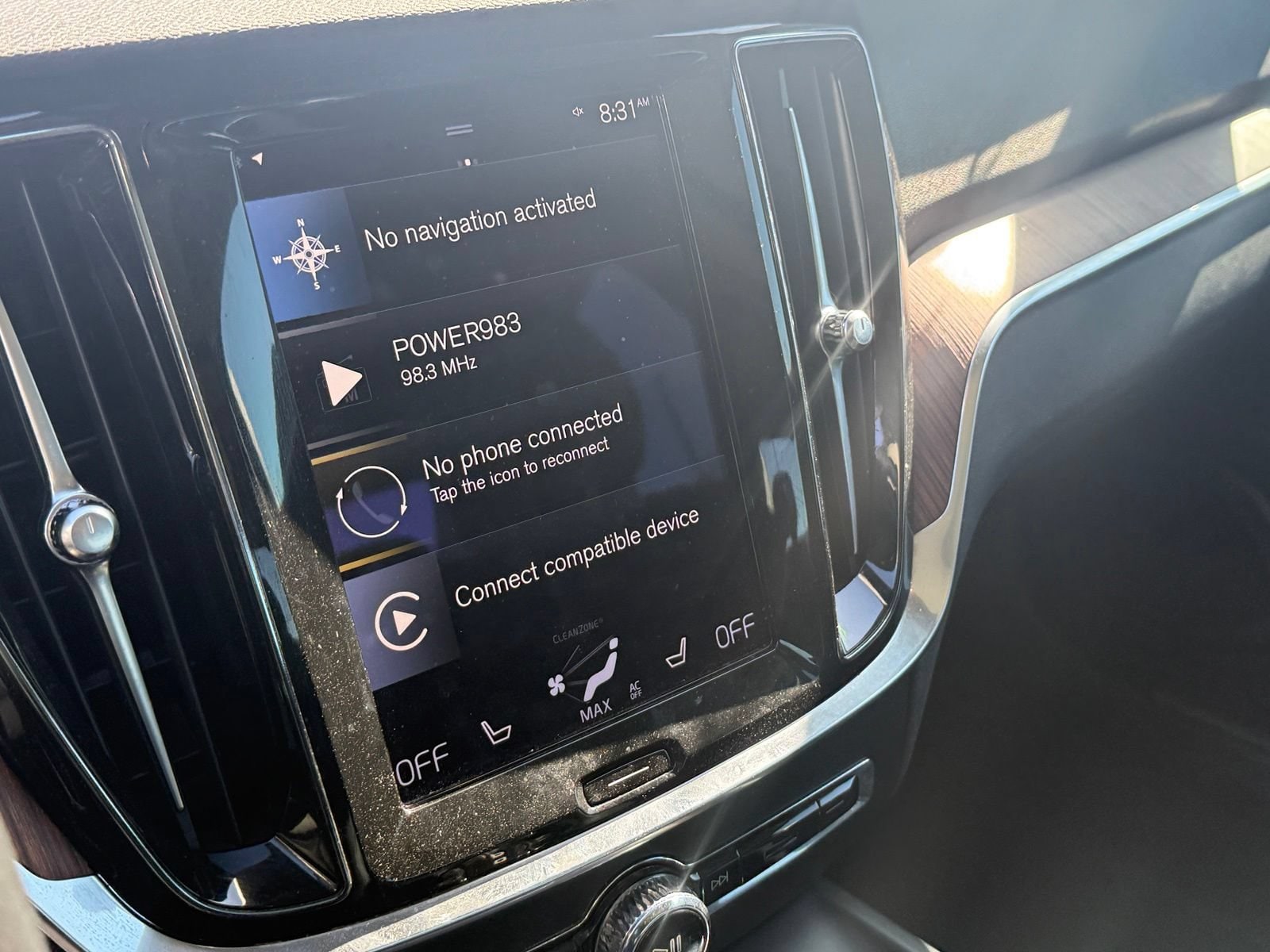 2021 Volvo S60 Momentum - Photo 24