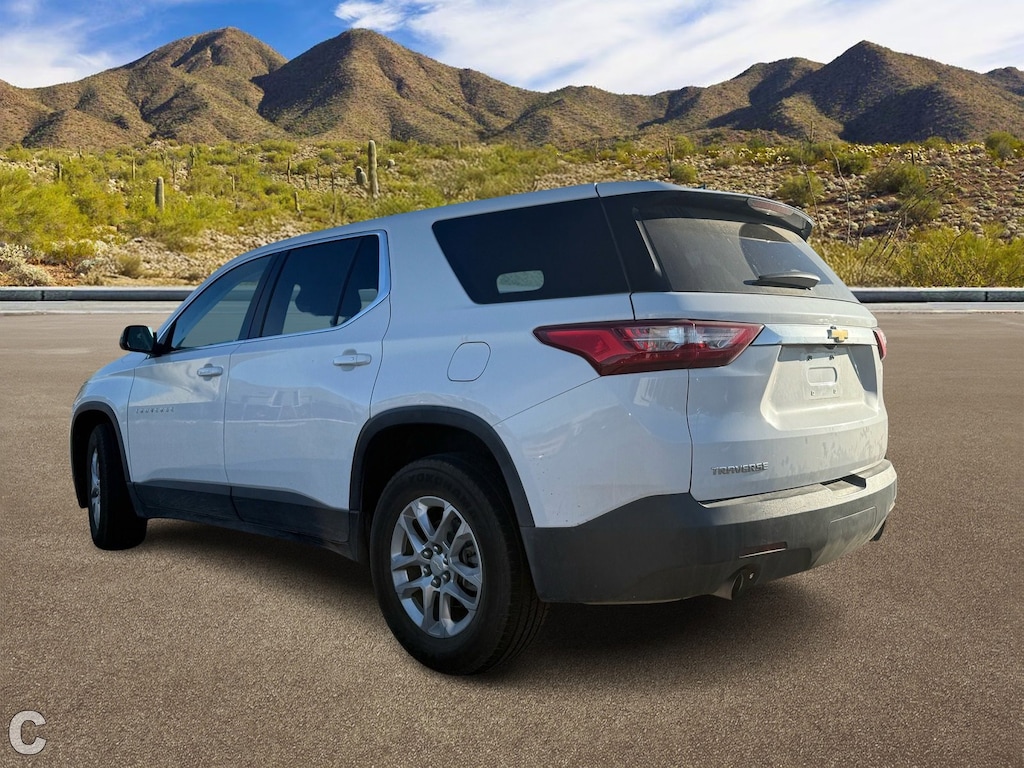 Used 2021 Chevrolet Traverse LS SUV