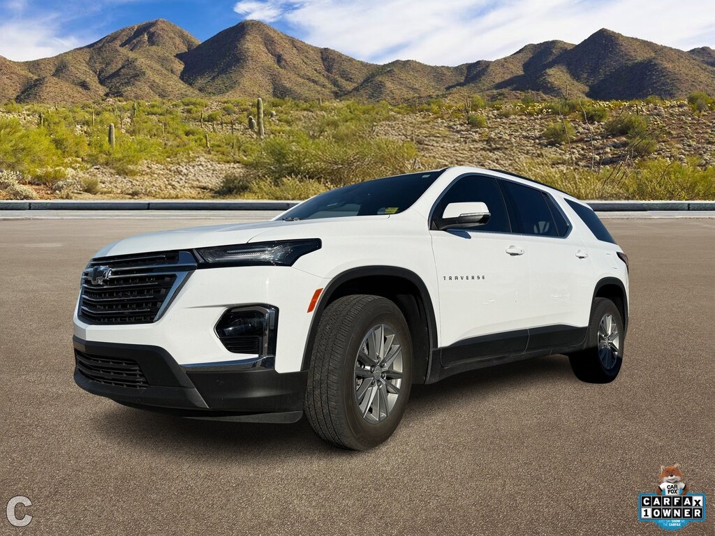 Used 2023 Chevrolet Traverse LT Cloth SUV