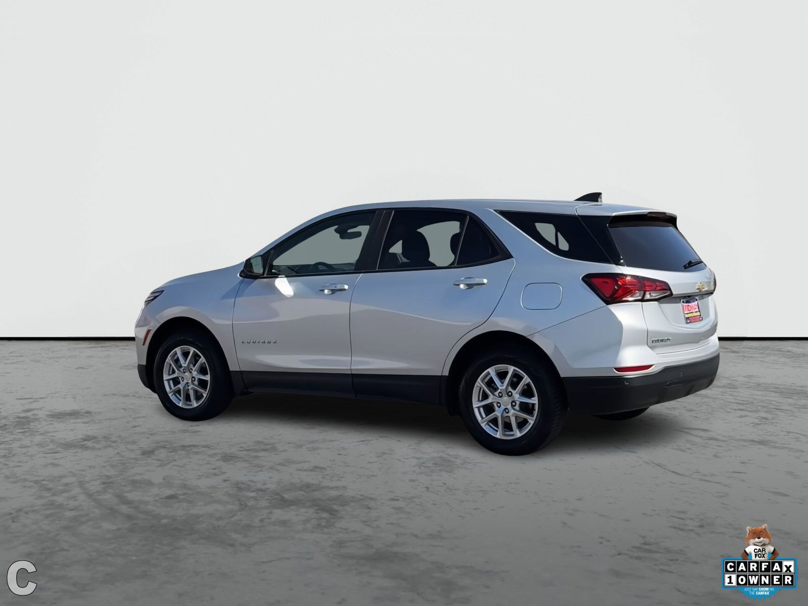 Image 6 of 2022 Chevrolet Equinox LS SUV