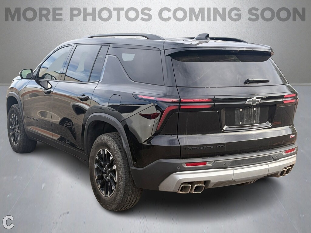 Used 2024 Chevrolet Traverse Z71 SUV