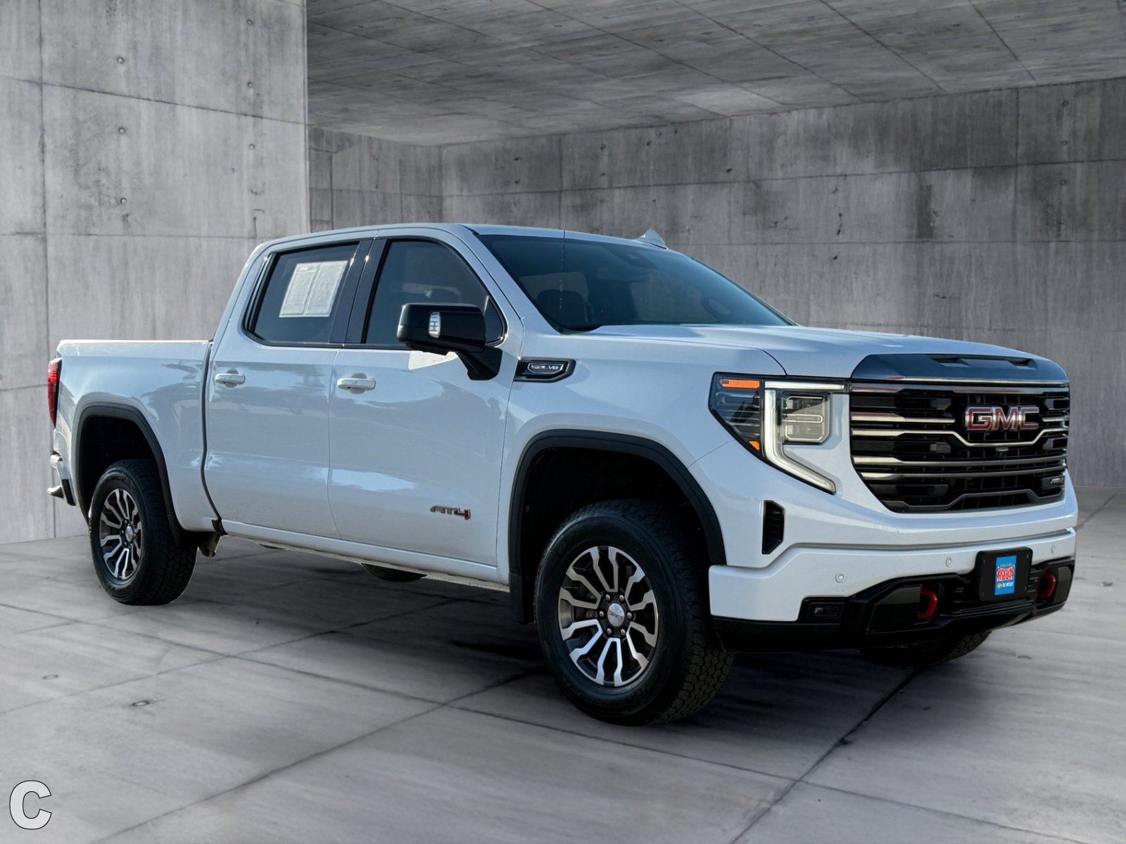 2023 GMC Sierra 1500 AT4 - Photo 9
