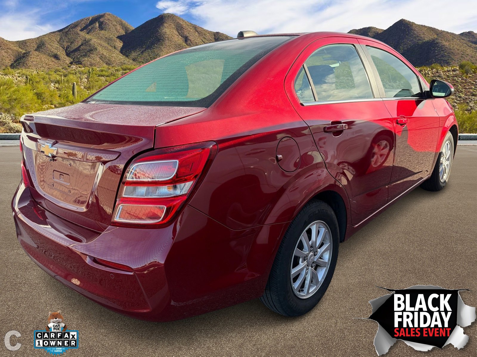 2020 Chevrolet Sonic LT photo 3