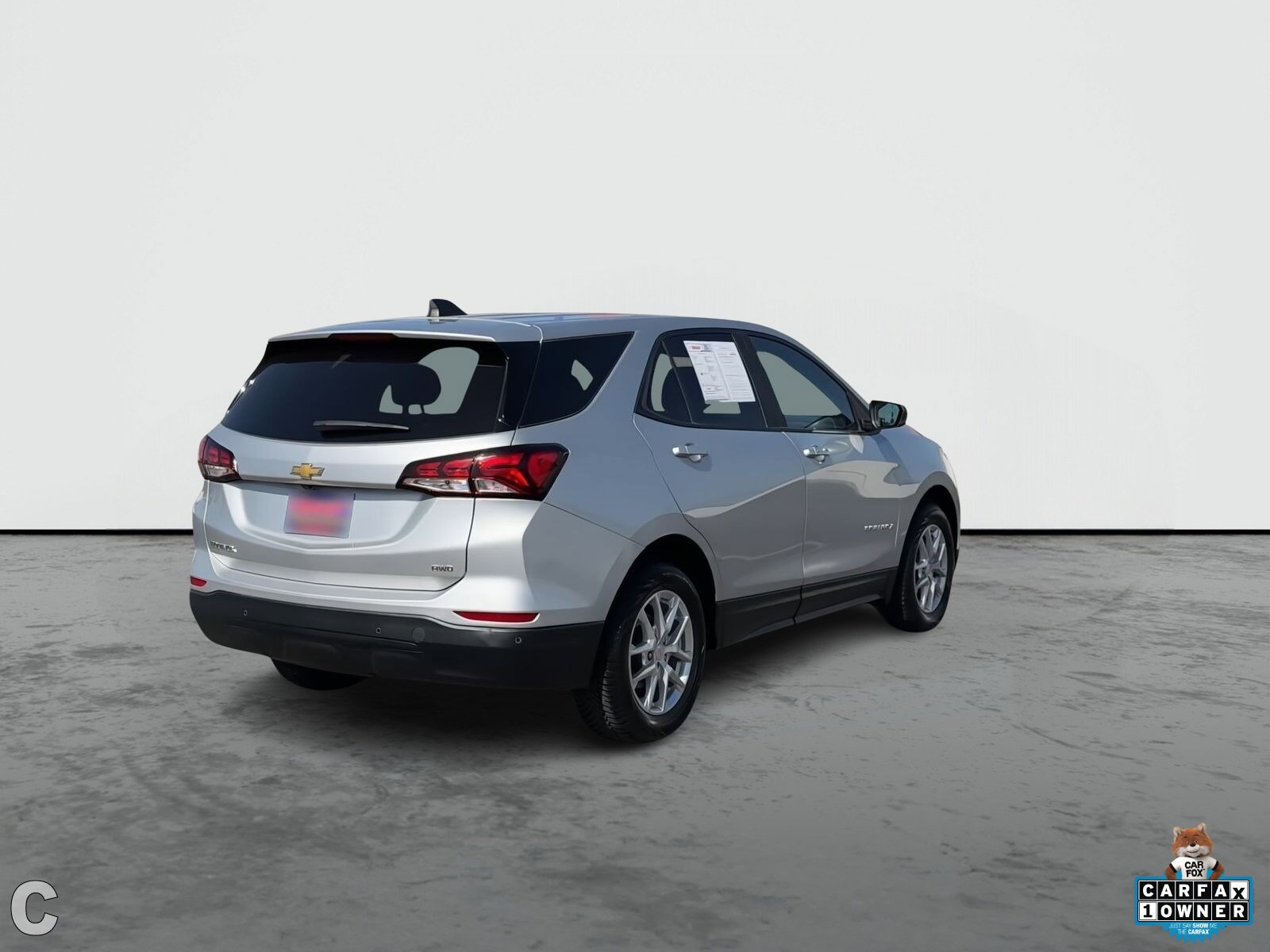 Image 8 of 2022 Chevrolet Equinox LS SUV