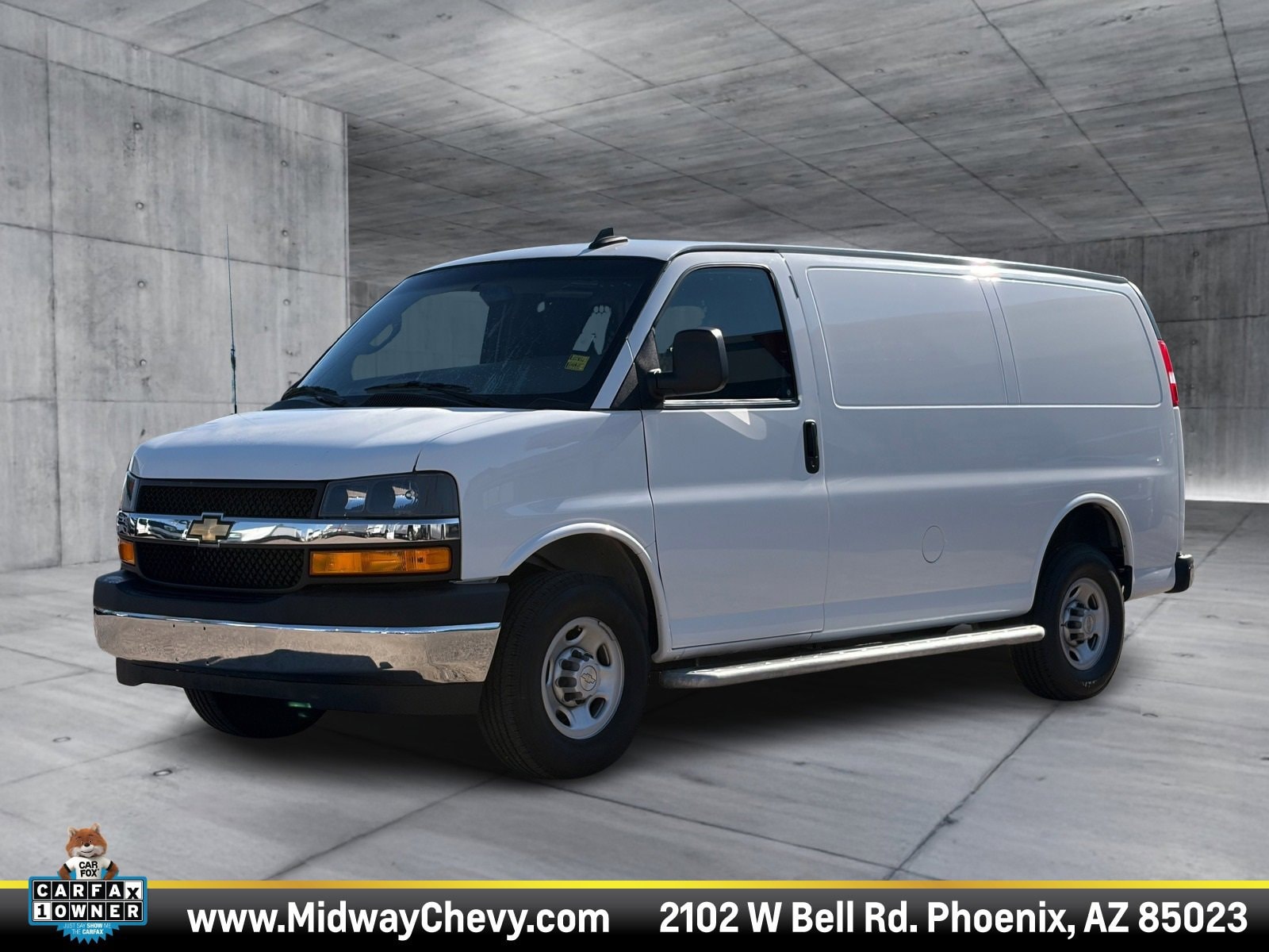 2024 Chevrolet Express Cargo Work Van's photo