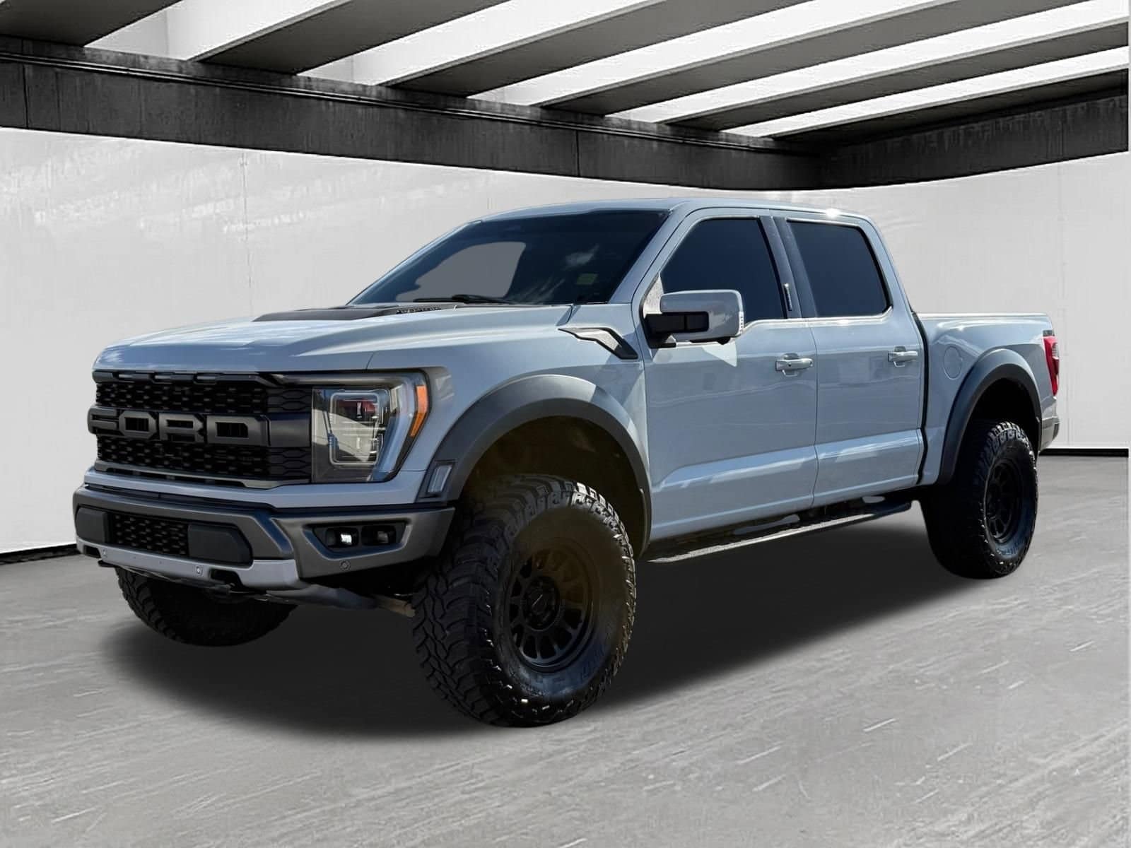 2023 Ford F-150 Raptor 4x4 SuperCrew 5-1/2 Box's photo