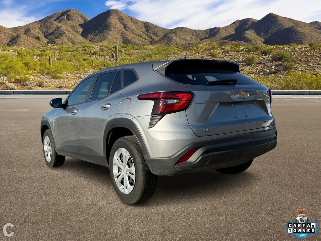 Used 2025 Chevrolet Trax LS SUV