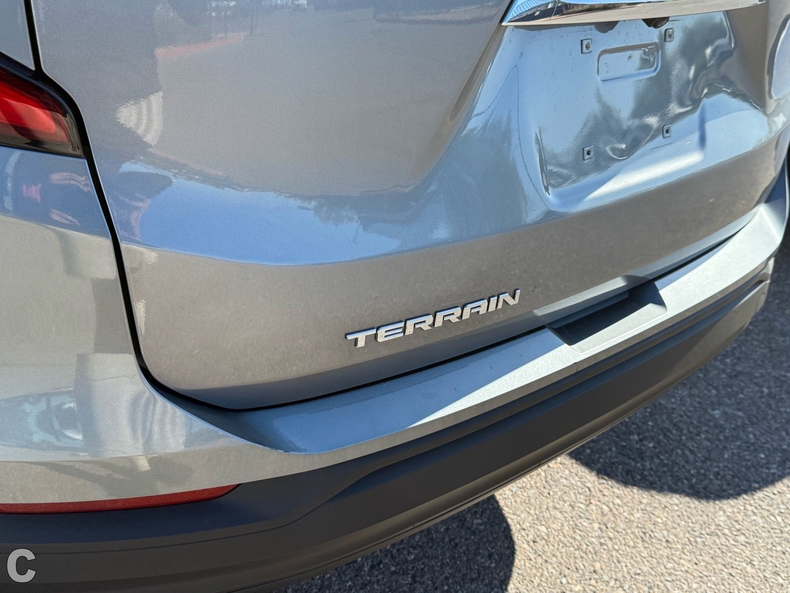 Image 9 of 2019 GMC Terrain SLE SUV