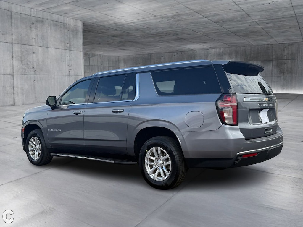 Used 2022 Chevrolet Suburban LT SUV