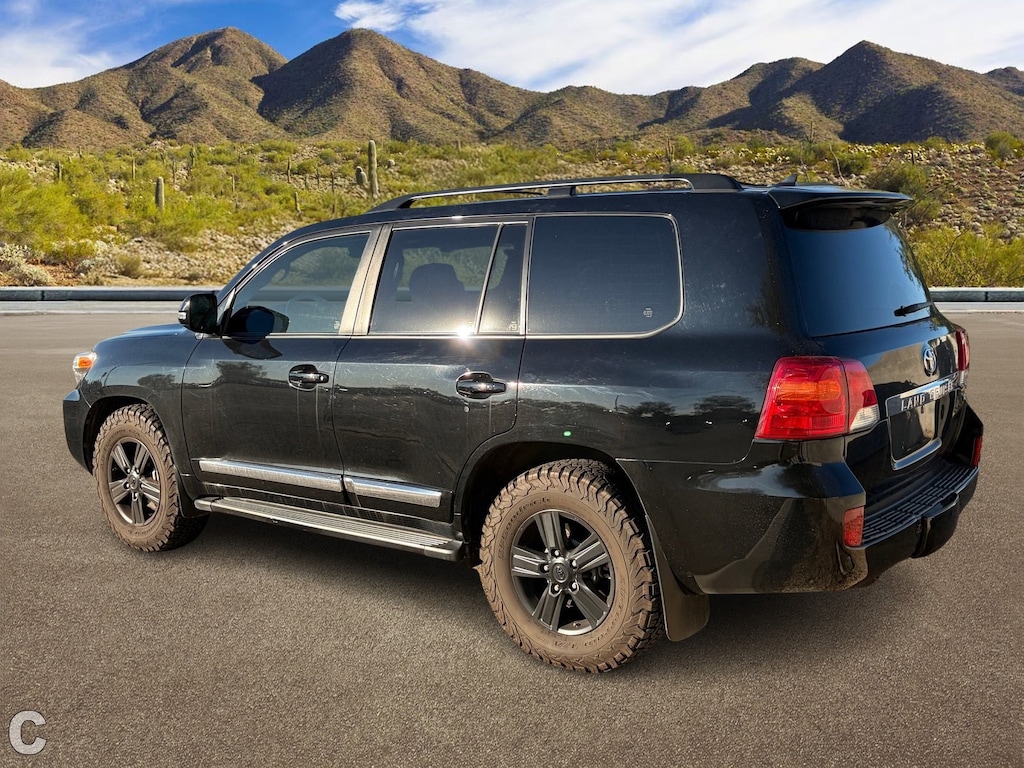 Used 2013 Toyota Land Cruiser VX SUV