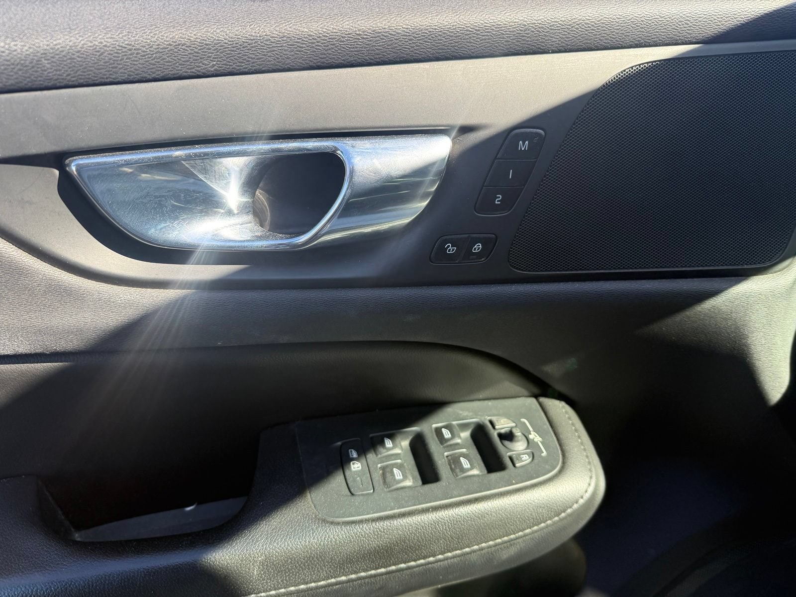 2021 Volvo S60 Momentum - Photo 15