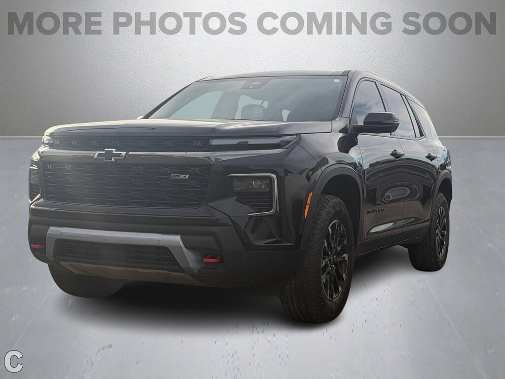 Used 2024 Chevrolet Traverse Z71 SUV