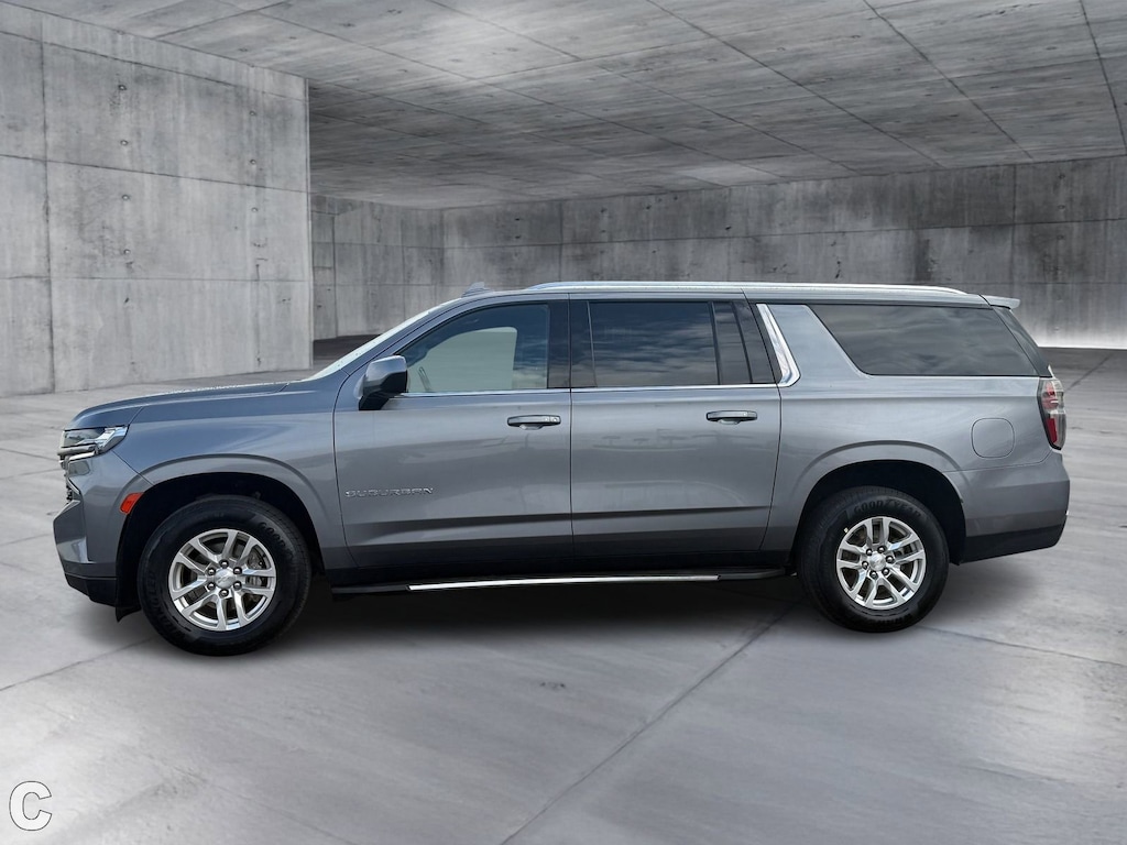 Used 2022 Chevrolet Suburban LT SUV