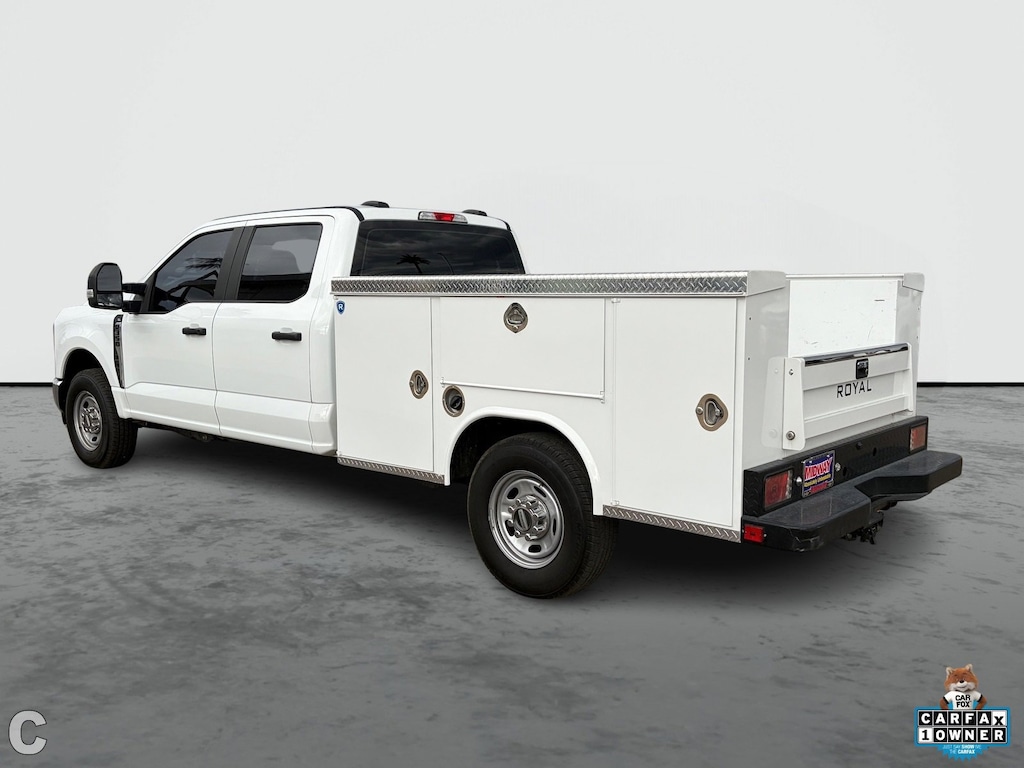 Used 2023 Ford Super Duty F-350 SRW XL Truck Crew Cab
