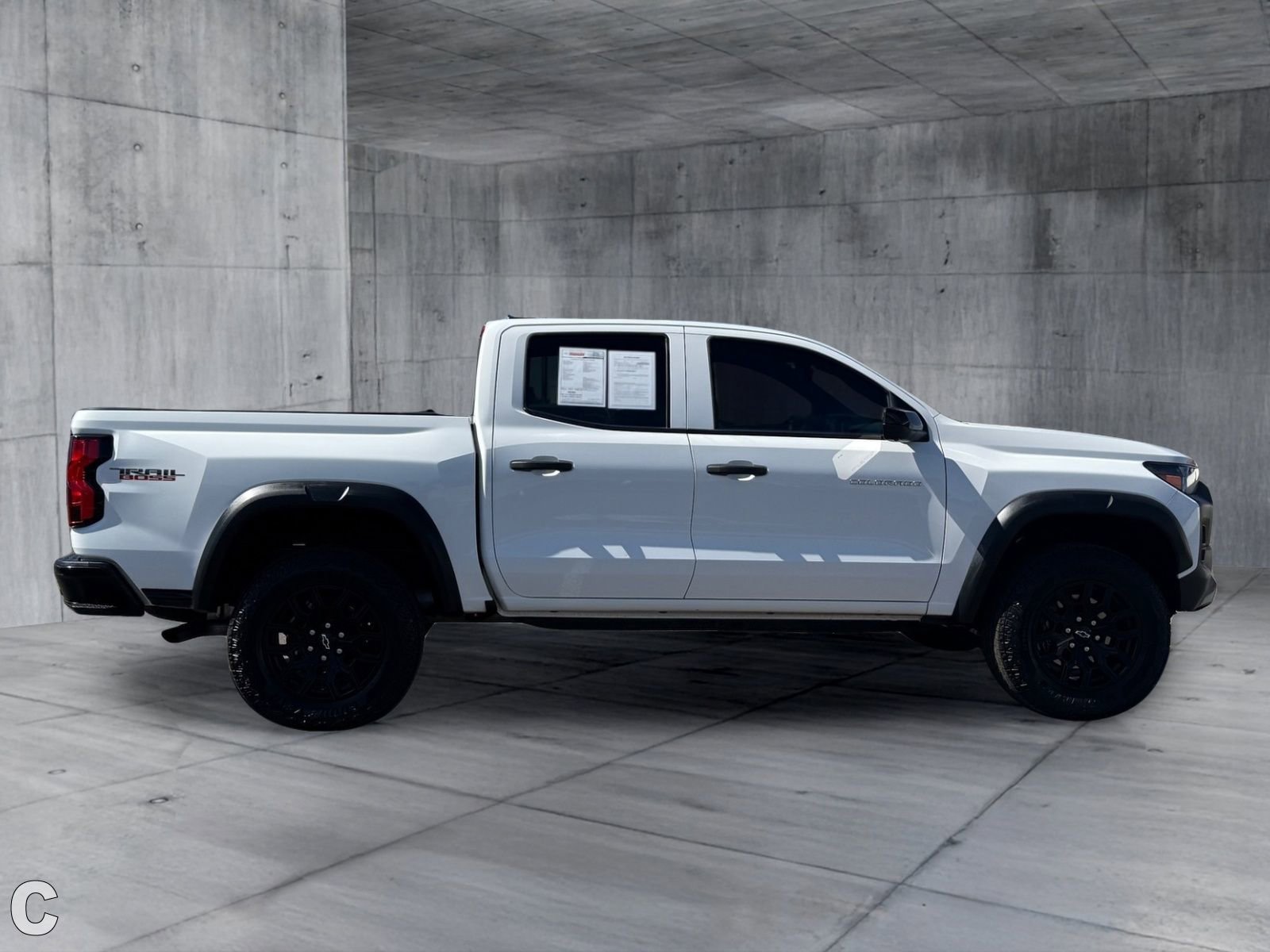 2024 Chevrolet Colorado Trail Boss - Photo 6