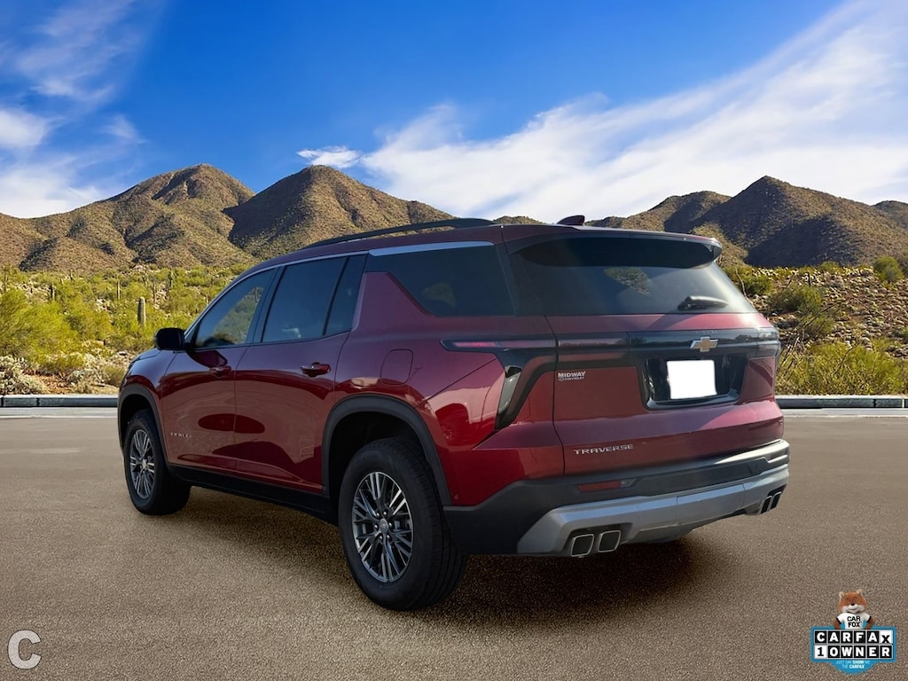 Used 2024 Chevrolet Traverse LT SUV
