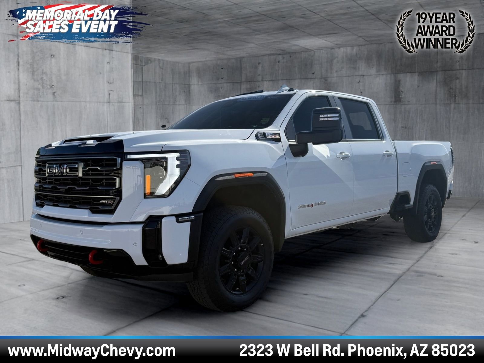 2025 GMC Sierra 4WD Crew Cab Standard Box AT4's photo