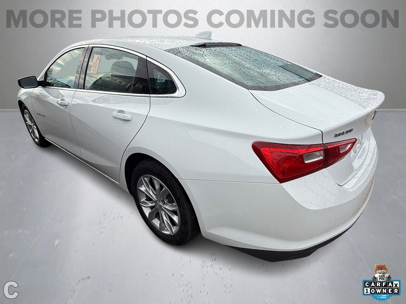 2023 Chevrolet Malibu 1LT photo 2