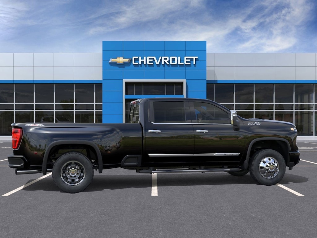 New 2026 Chevrolet Silverado 3500 HD High Country DRW Truck Crew Cab