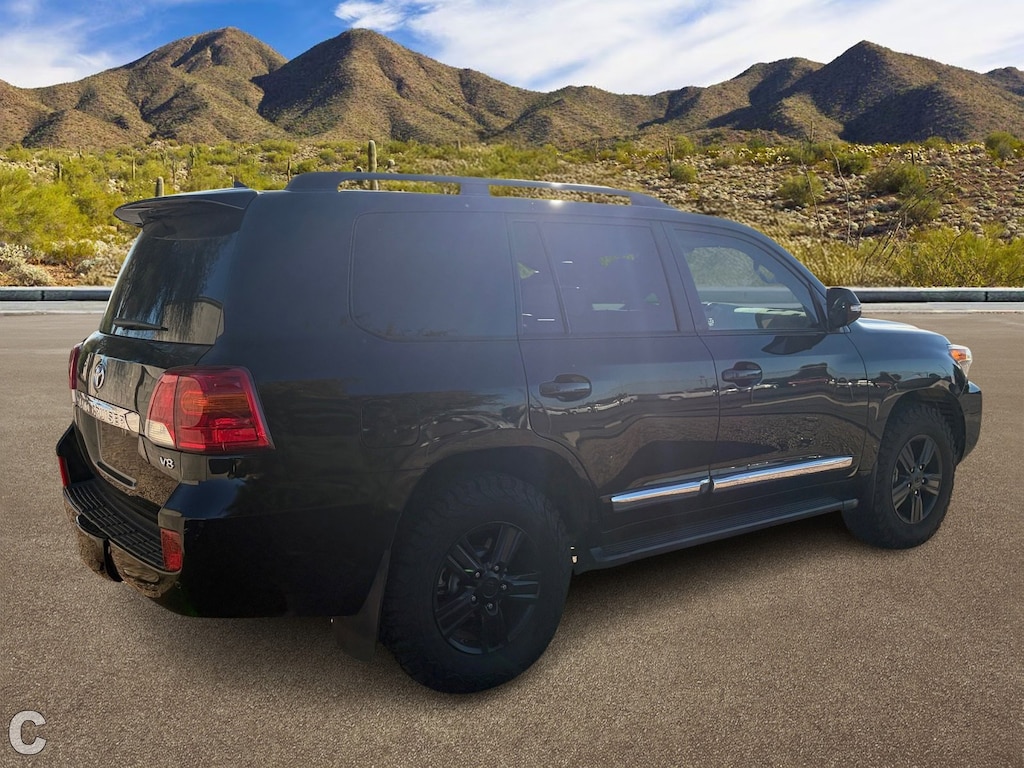 Used 2013 Toyota Land Cruiser VX SUV