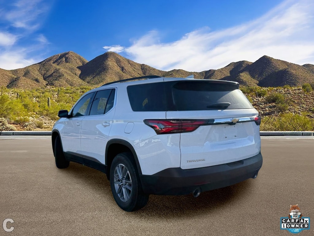 Used 2023 Chevrolet Traverse LT Cloth SUV