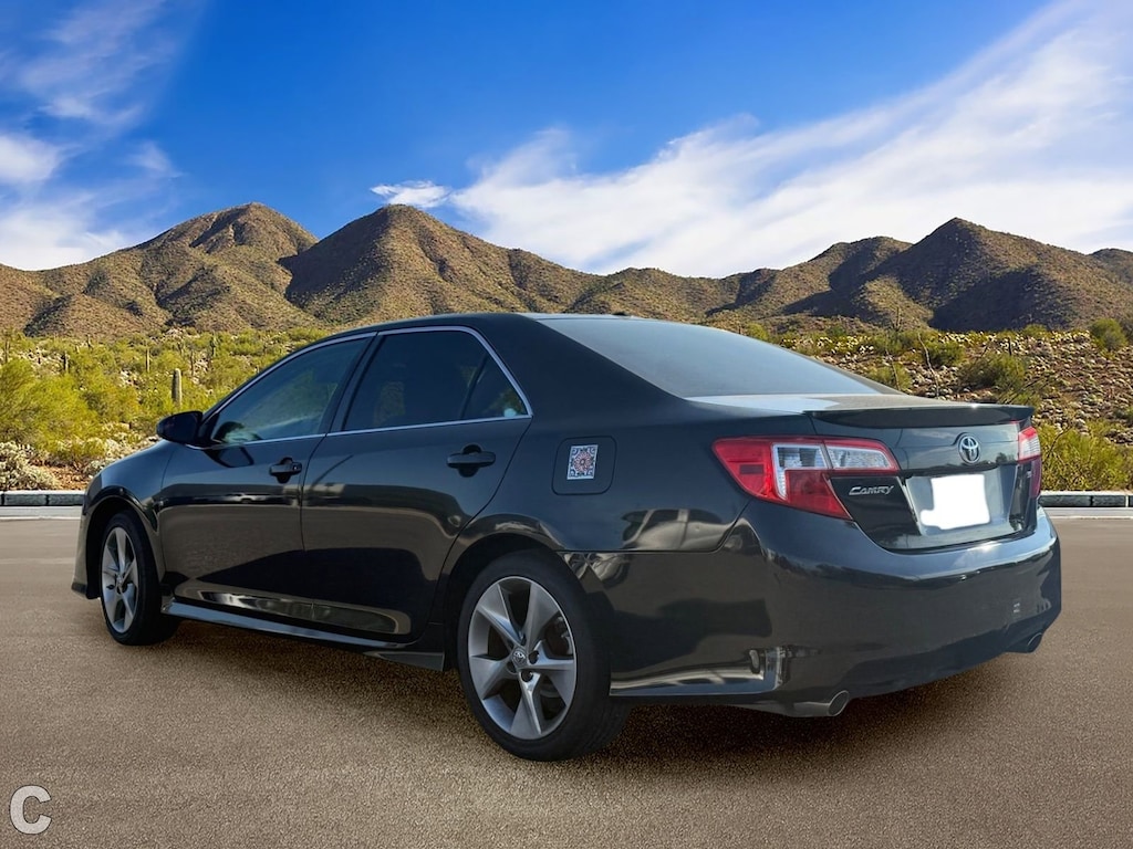 Used 2012 Toyota Camry SE V6 Sedan