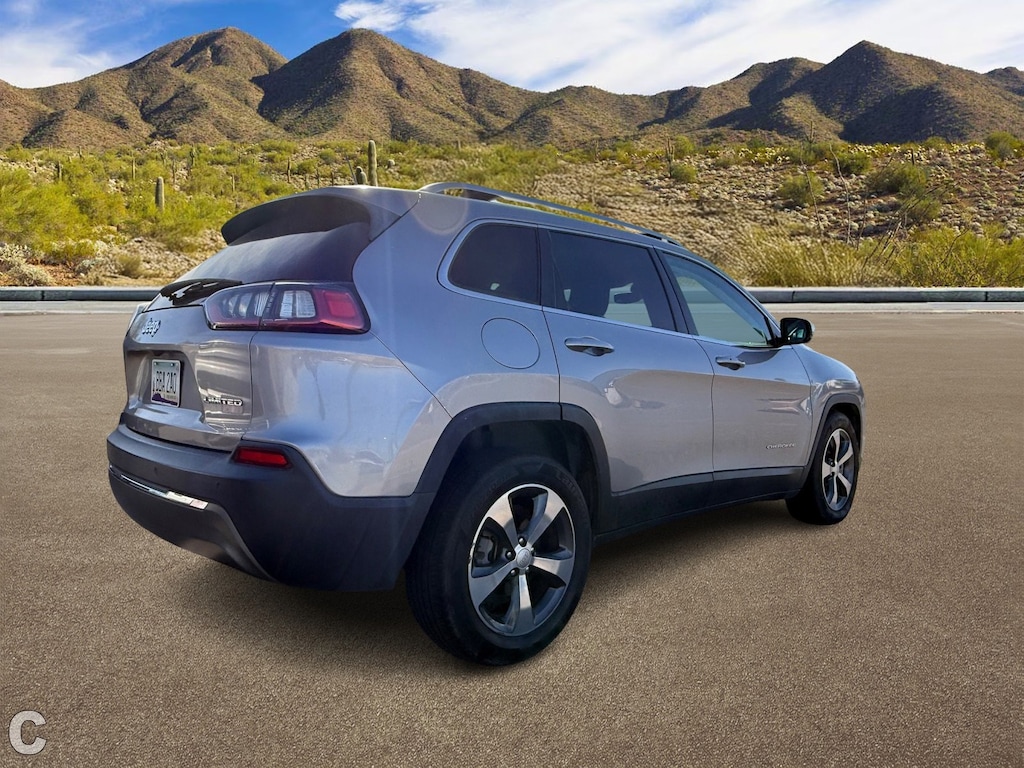 Used 2019 Jeep Cherokee Limited FWD SUV